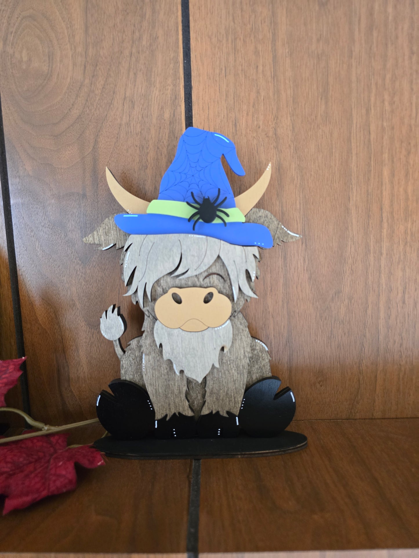 Highland Cow with Interchangeable Hats WITH Horns