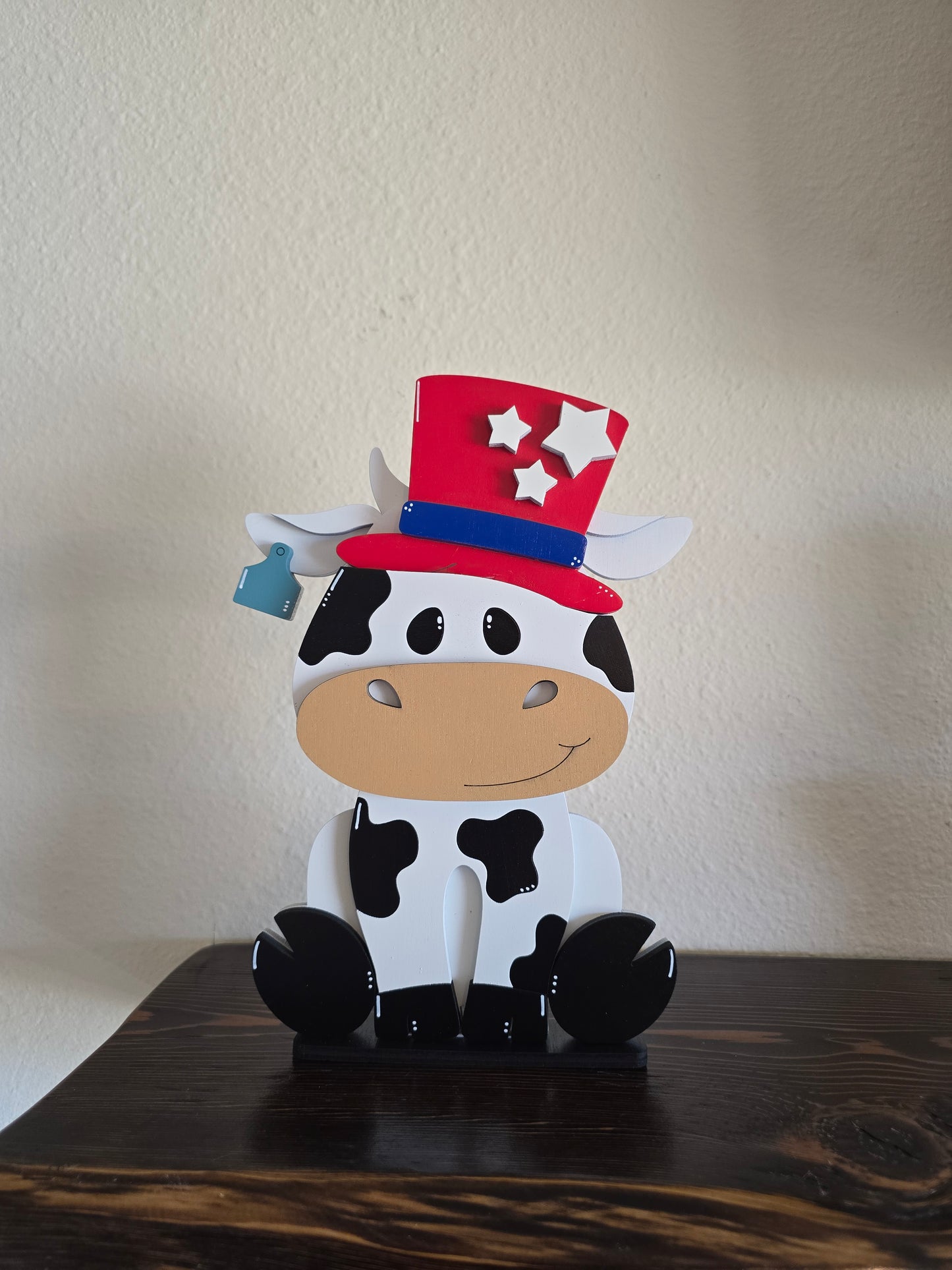 New Cow with Interchangeable Hats