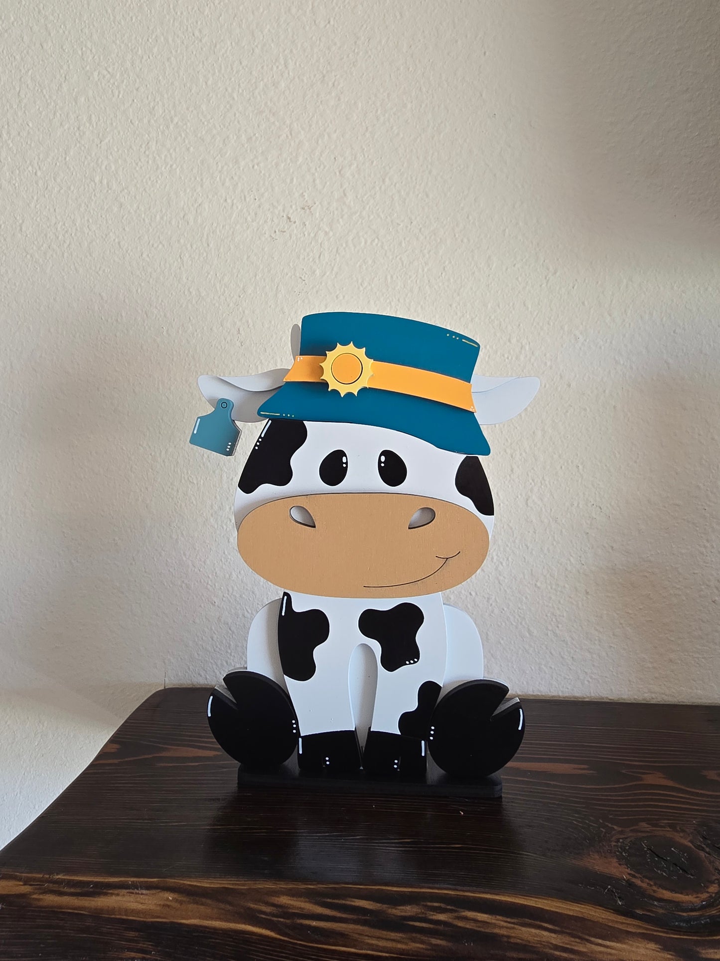 New Cow with Interchangeable Hats