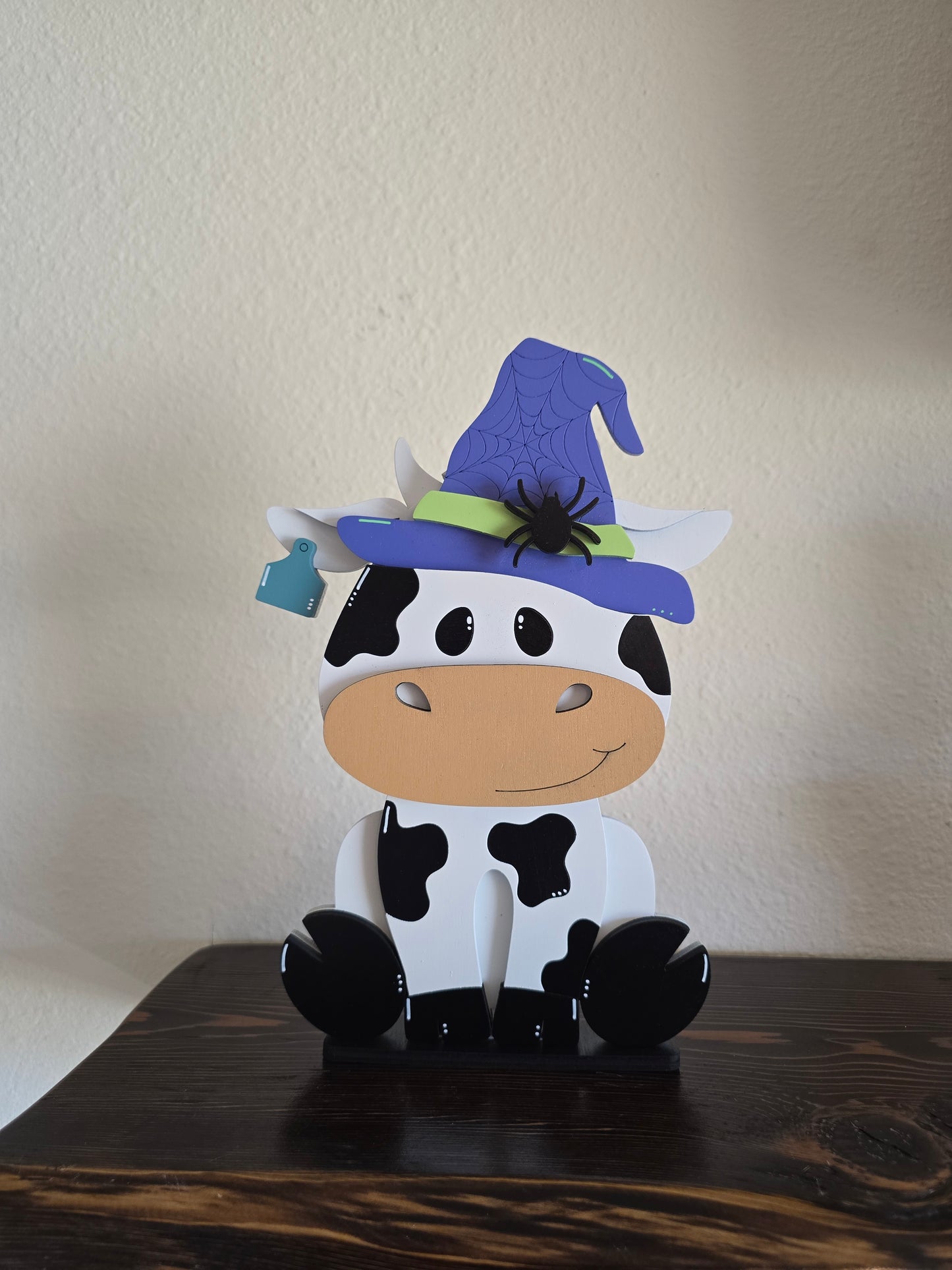 New Cow with Interchangeable Hats