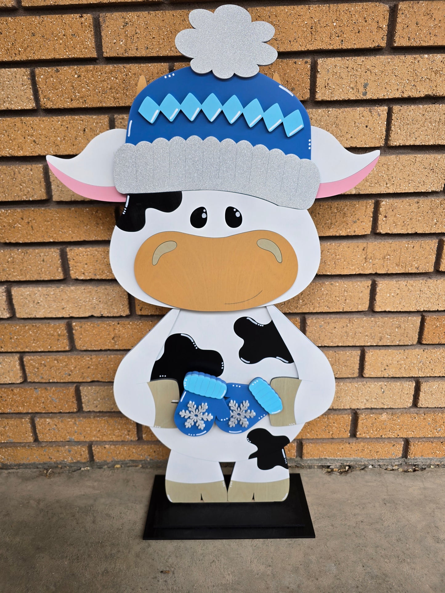 Large Standing Cow with Interchangeable Pieces